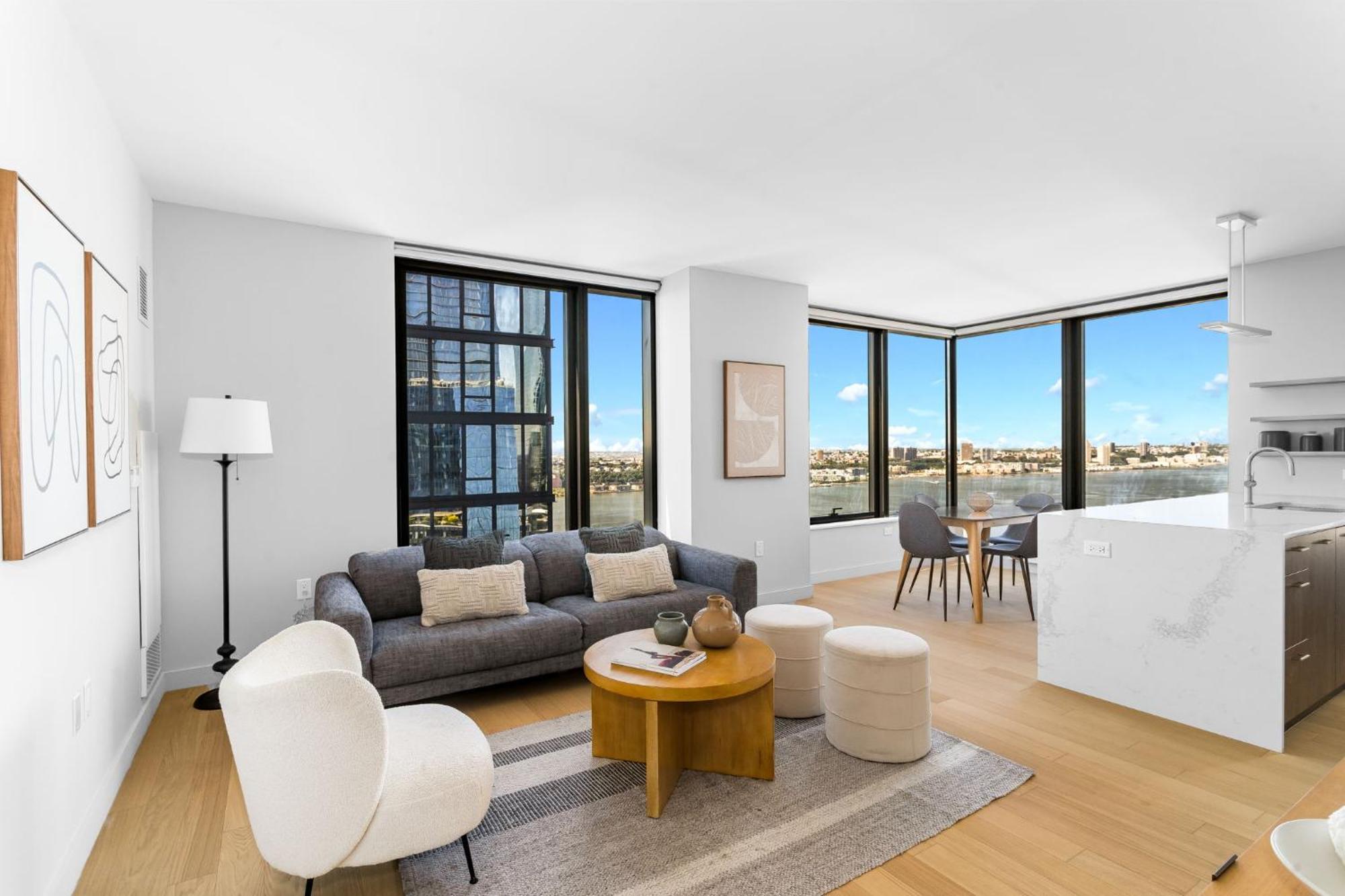 Modern Stylish 2Br 2Ba Apartment In Hudson Yard 뉴욕 외부 사진